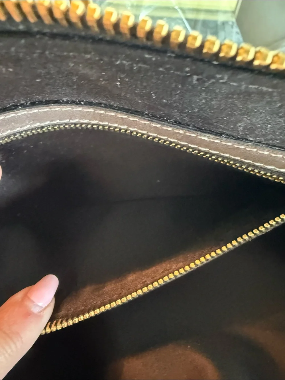 Marc Jacobs Metallic Bronze Woven Satchel with Padlock - Picture 5 of 7